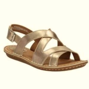 CLARKS Artisan Tustin Spears Metallic Leather Comfy Strappy Sandals Size 8.5
